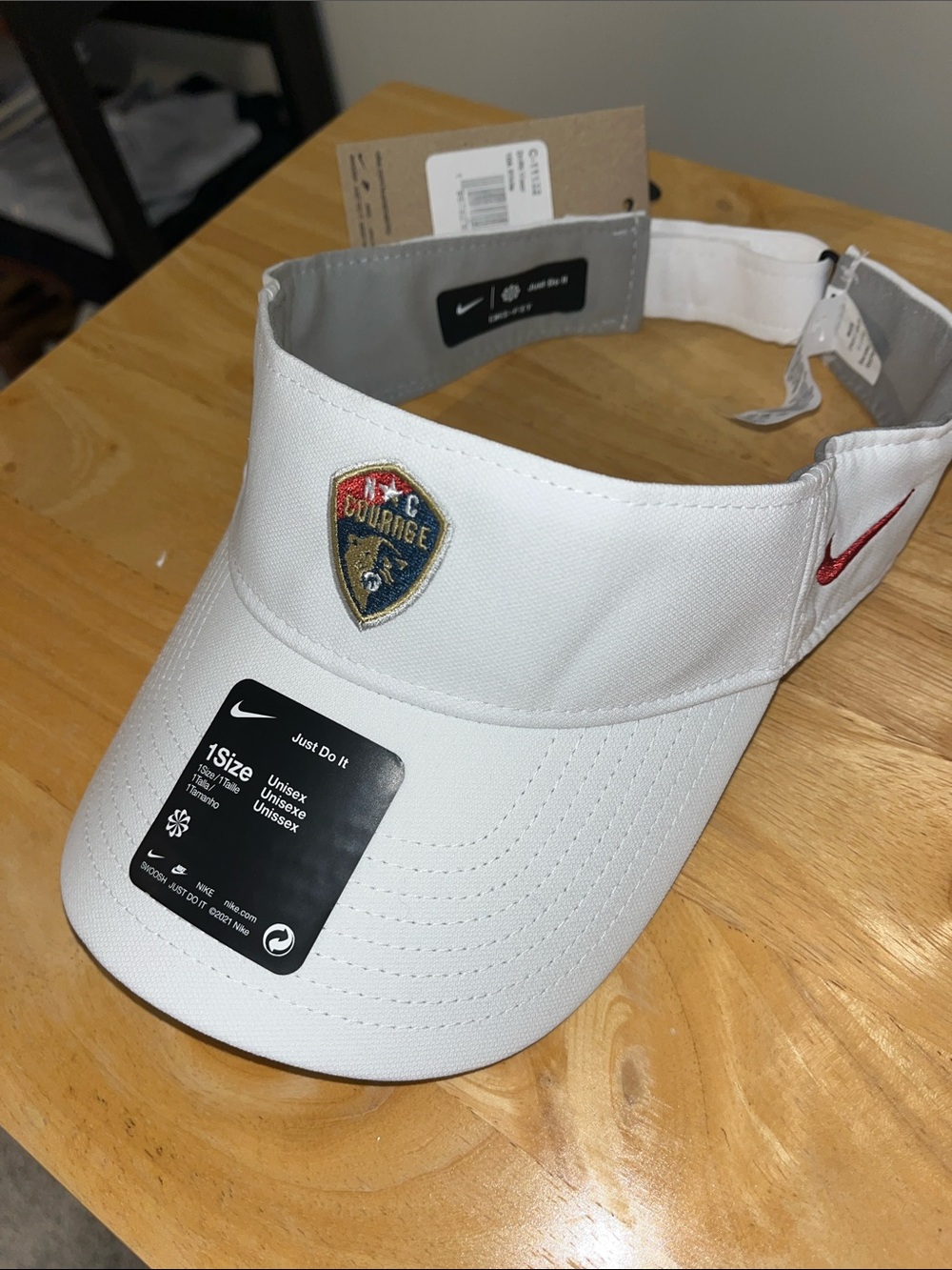 New white NIKE NC Courage women’s soccer team model golf sun visor cap hat OSFA